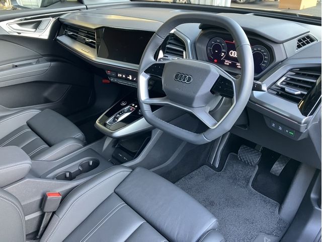 AUDI AUDI Q4 e-tron 2025