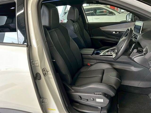 PEUGEOT PEUGEOT 3008 2023