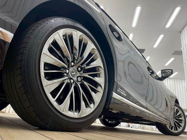 TOYOTA LEXUS LS500h 4WD 2018