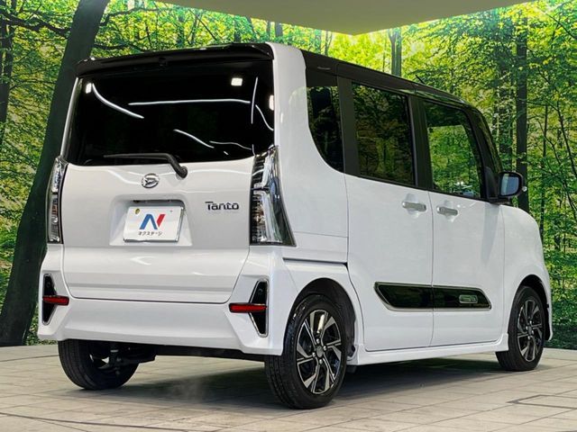 DAIHATSU TANTO CUSTOM 2021