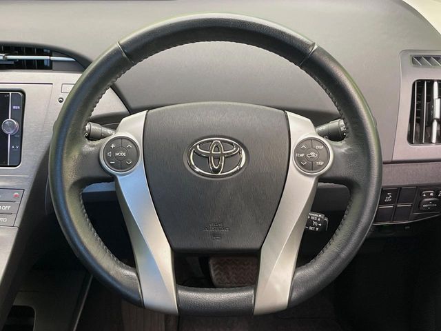 TOYOTA PRIUS 2012