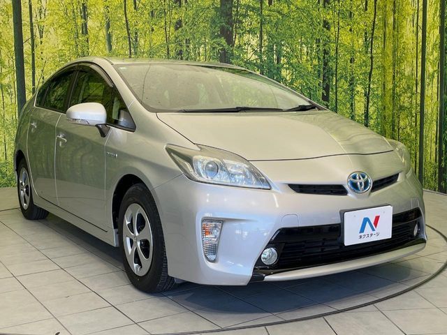 TOYOTA PRIUS 2012