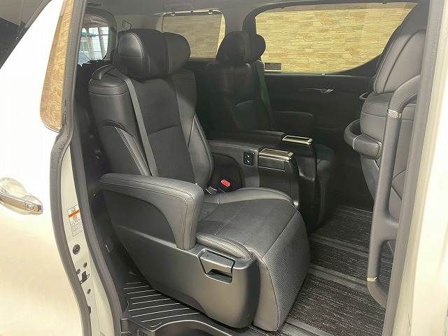 TOYOTA ALPHARD 2020