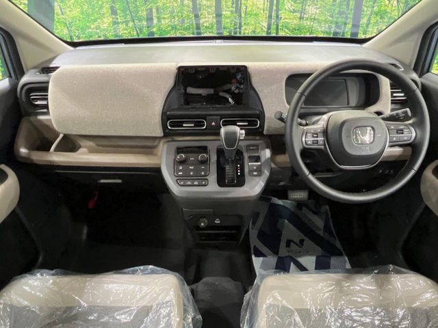 HONDA FREED e:HEV 2025
