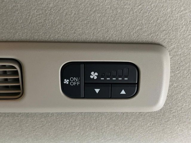 HONDA FREED e:HEV 2025