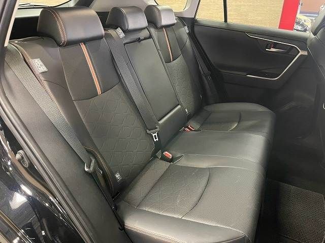 TOYOTA RAV4 4WD 2023