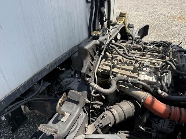 MITSUBISHI CANTER 2016