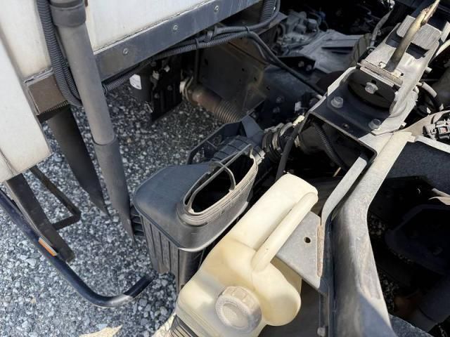 MITSUBISHI CANTER 2016