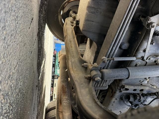 MITSUBISHI FUSOU SUPER GREAT 2012