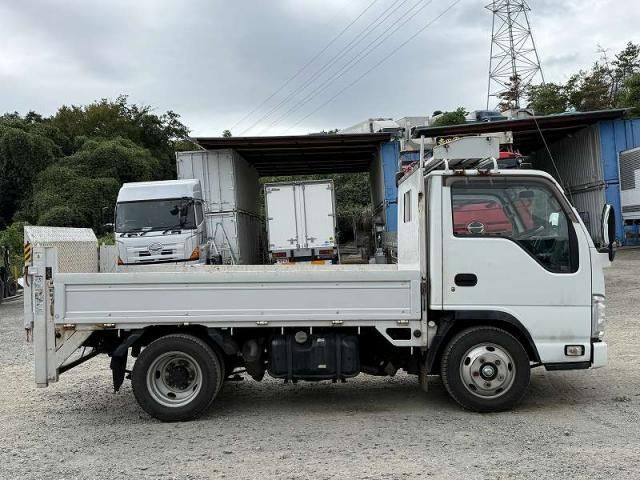 ISUZU ELF 2010