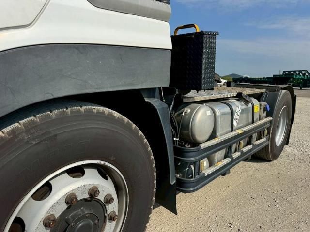 NISSAN DIESEL Quon 2015