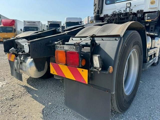 NISSAN DIESEL Quon 2015