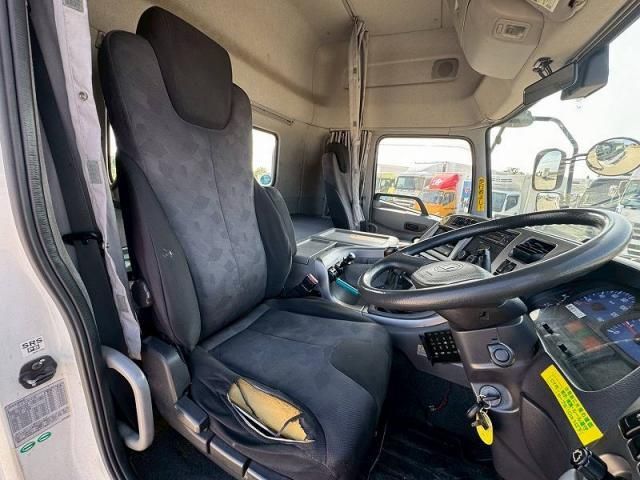 NISSAN DIESEL Quon 2015