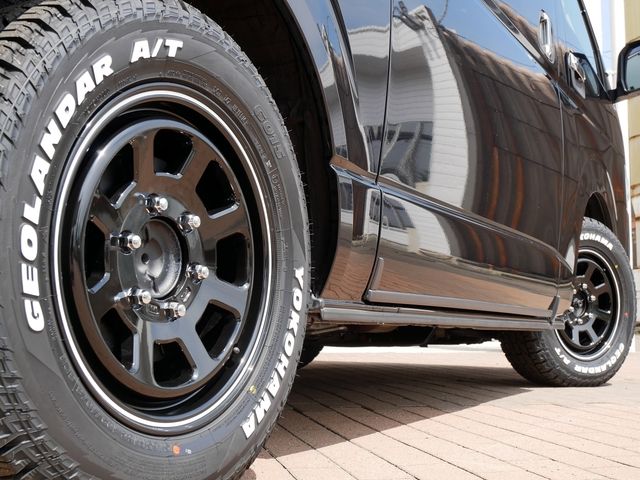 TOYOTA HIACE van 4WD 2022