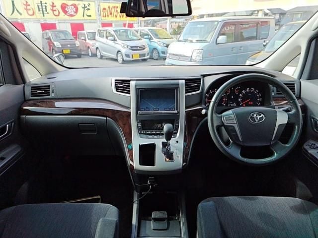 TOYOTA VELLFIRE 2014