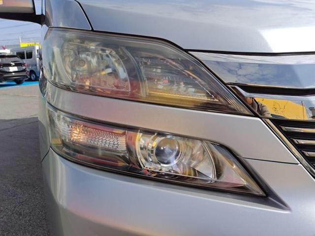 TOYOTA VELLFIRE 2014