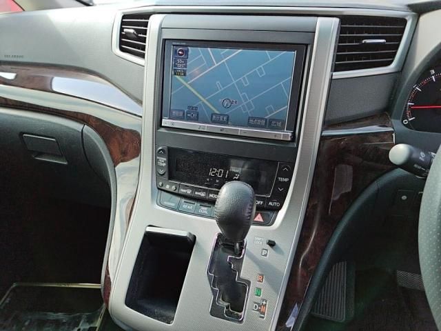 TOYOTA VELLFIRE 2014