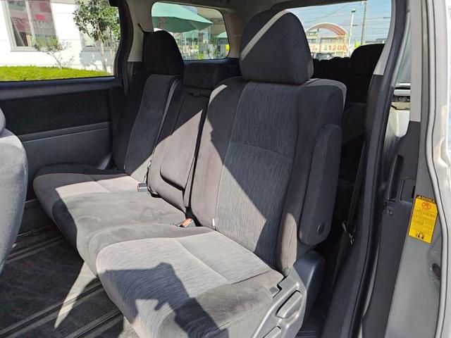 TOYOTA VELLFIRE 2014