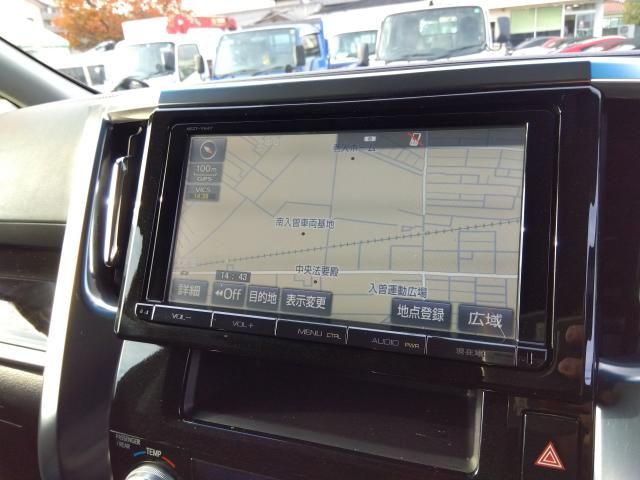 TOYOTA VELLFIRE 2015