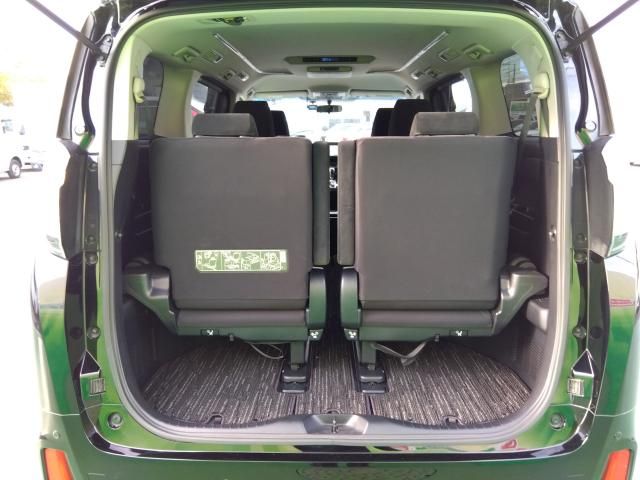 TOYOTA VELLFIRE 2015