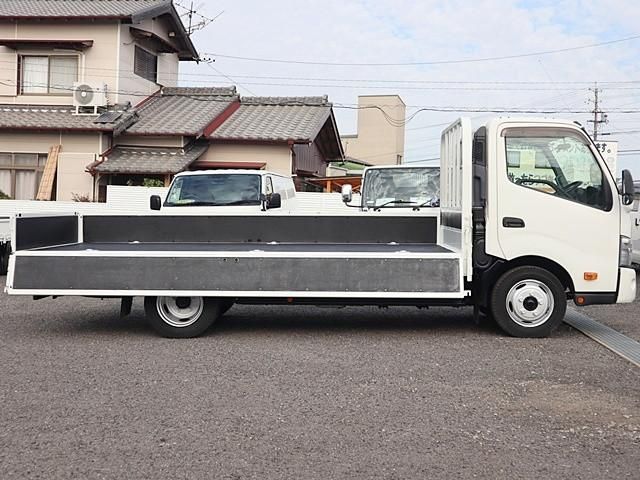 HINO DUTRO 2020