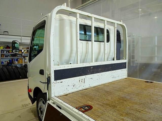 HINO DUTRO 2020