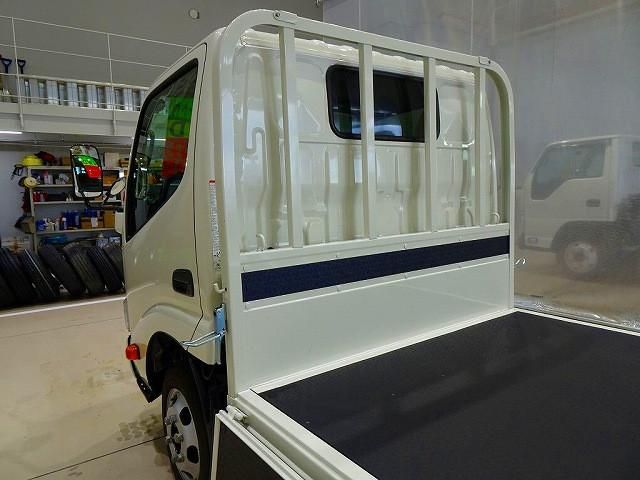 TOYOTA DYNA 2025