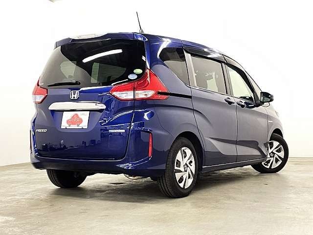 HONDA FREED HYBRID 2017