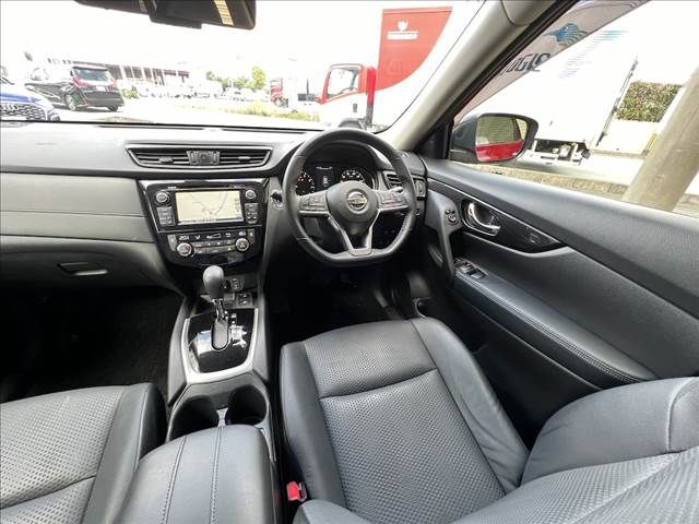 NISSAN X-TRAIL 2WD 2018