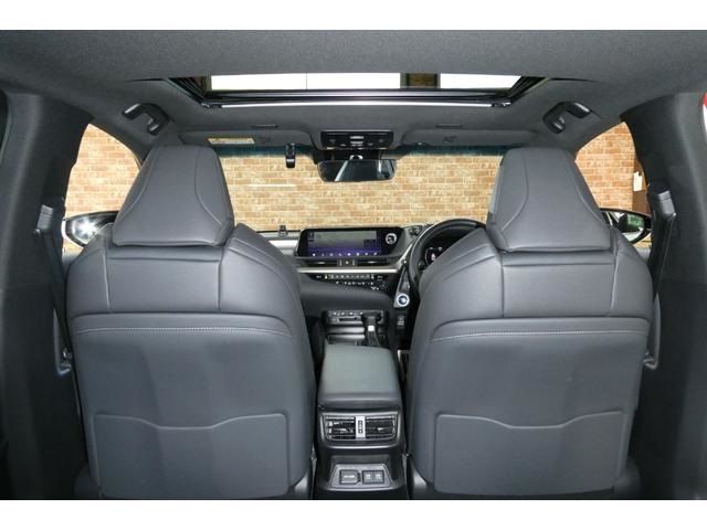 TOYOTA LEXUS ES300h 2020