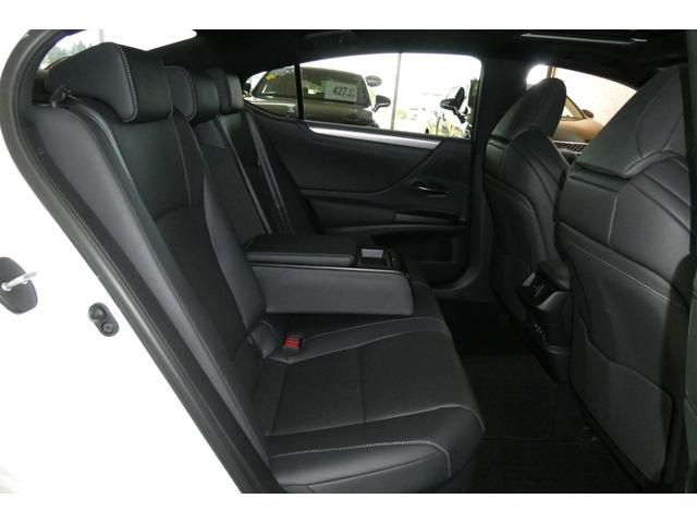 TOYOTA LEXUS ES300h 2020