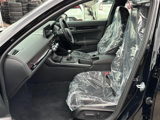 HONDA CIVIC hatchback 2025