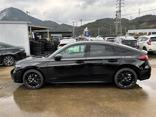 HONDA CIVIC hatchback 2025