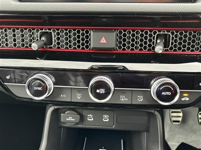 HONDA CIVIC hatchback 2025