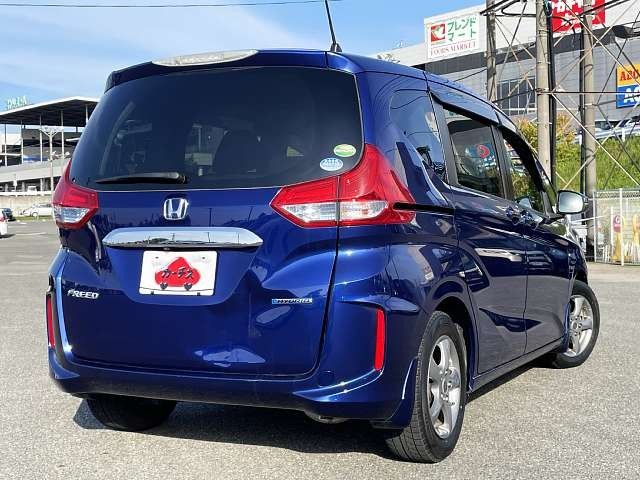 HONDA FREED HYBRID 2016