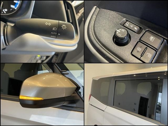 TOYOTA NOAH HYBRID 2023