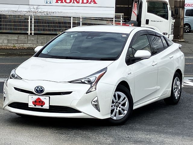 TOYOTA PRIUS 2018