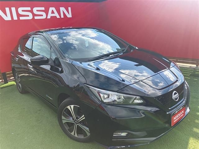 NISSAN LEAF 2021