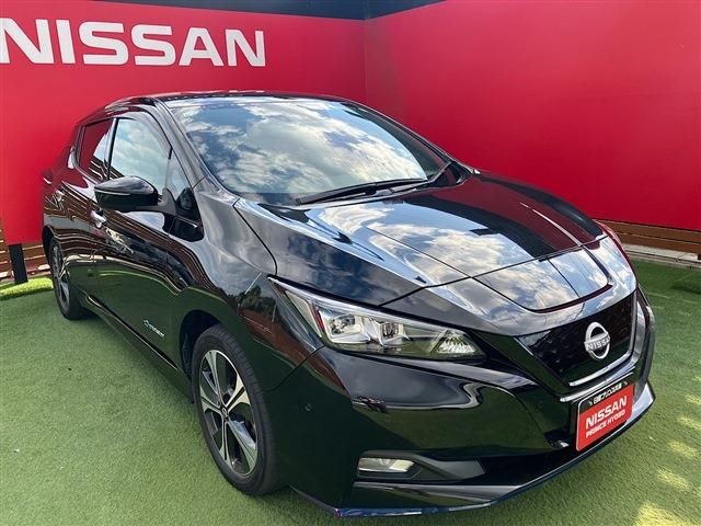 NISSAN LEAF 2021