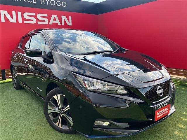 NISSAN LEAF 2021