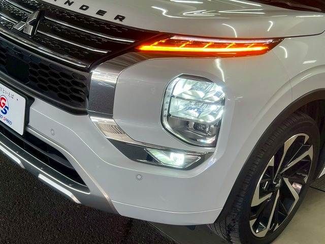 MITSUBISHI OUTLANDER PHEV 2022