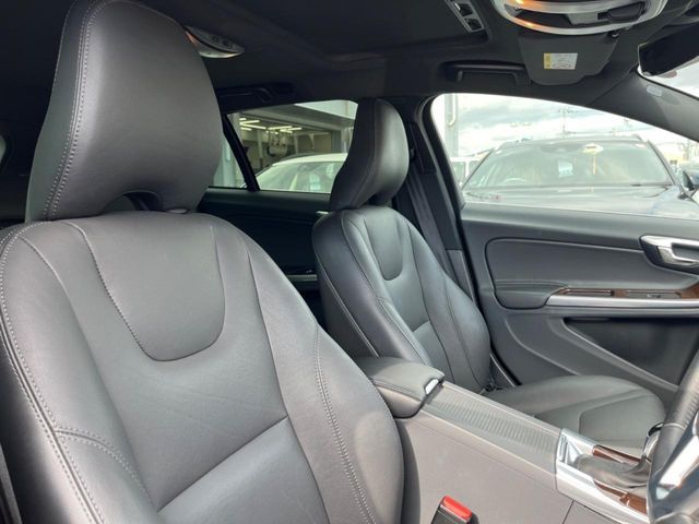 VOLVO VOLVO V60 2018