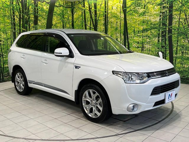 MITSUBISHI OUTLANDER PHEV 2014