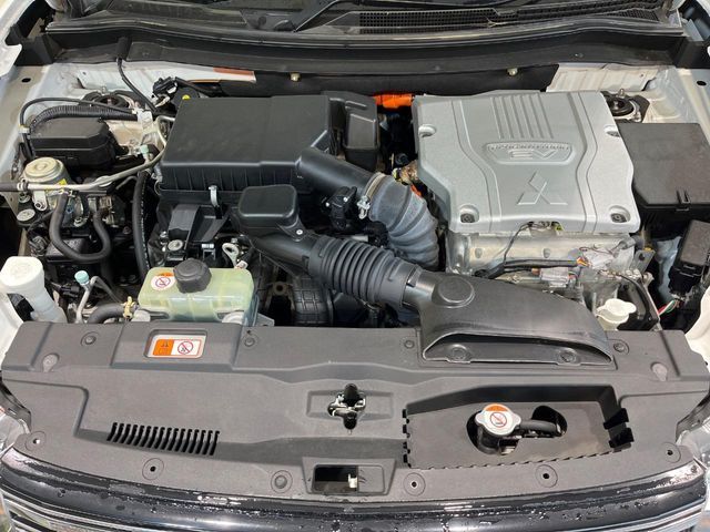 MITSUBISHI OUTLANDER PHEV 2014