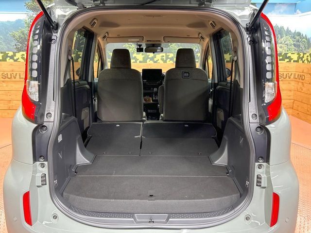 TOYOTA SIENTA HYBRID 2023