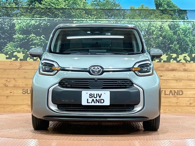 TOYOTA SIENTA HYBRID 2023