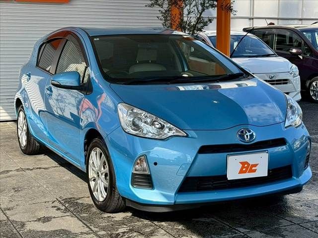 TOYOTA AQUA 2012