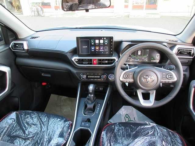 TOYOTA RAIZE HYBRID 2025