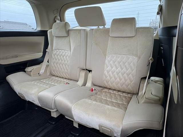 TOYOTA ALPHARD 2019