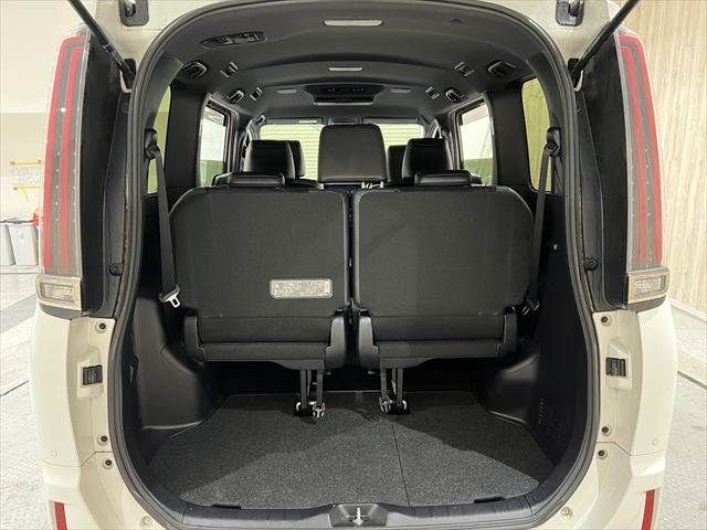 TOYOTA ESQUIRE HYBRID 2019